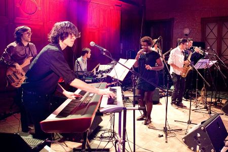 Orchestre de variété arbre de noel, lancement de produit, animation de rue